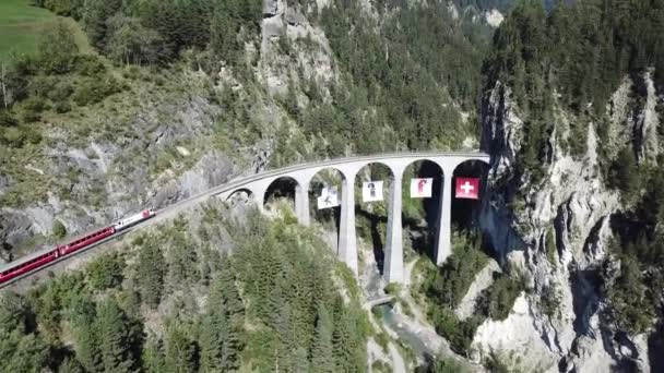 Διάσημος Landwasser Viaduct Γύρω Από Την Πόλη Filisur Στην Swiss — Αρχείο Βίντεο
