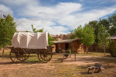 Arizona ve Utah sınırındaki Vahşi Batı Öncülerinin tarihi ileri karakolu.