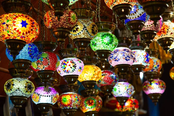 Традиционные Турецкие Лампы Рынке — стоковое фото