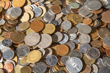 Dolaşan eski paraların koleksiyonu