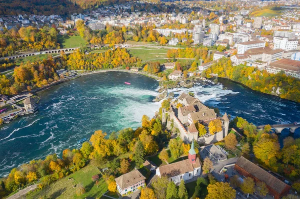 莱因法尔 欧洲最大的瀑布 秋天风景的空中景观 — 图库照片