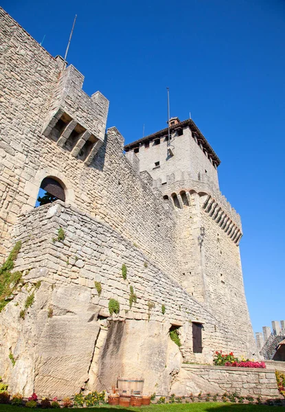 Antiguas Fortificaciones San Marino —  Fotos de Stock