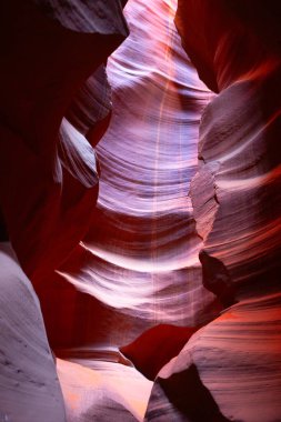 Arizona, Page yakınlarındaki ünlü Antilop Kanyonu