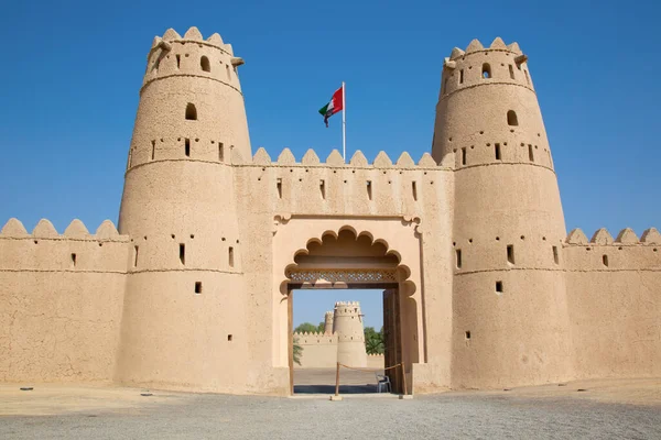 Célèbre Fort Jahili Dans Oasis Ain Émirats Arabes Unis — Photo