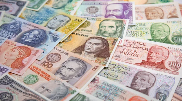 Variedad Billetes Sudamericanos — Foto de Stock