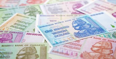 Yüksek enflasyondan sonra Zimbabwe 'nin banknotları