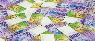 İsviçre 1000 franklık banknotların koleksiyonu. İsviçre Ulusal Bankası (SNB) tarafından yayınlanan 1000 franklık banknot dünyanın en değerli banknotlarından biridir. Mevcut 1000 franklık banknotlar 1995 yılından beri İsviçre 'de dolaşımda..