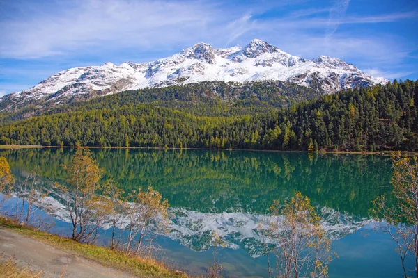 Región Maloja Colección Hermosos Lagos Montañas Carreteras Que Conectan Suiza —  Fotos de Stock