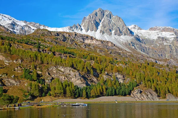 Región Maloja Colección Hermosos Lagos Montañas Carreteras Que Conectan Suiza —  Fotos de Stock