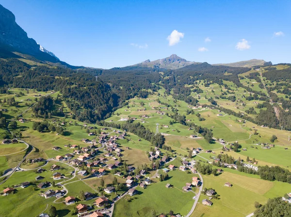 Знаменитая Деревня Гриндельвальд Швейцарских Альпах Отправная Точка Поездов Регионе Юнгфрау — стоковое фото