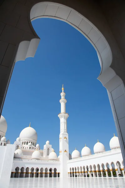 Famosa Mezquita Sheikh Zayed Abu Dhabi Emiratos Árabes Unidos —  Fotos de Stock