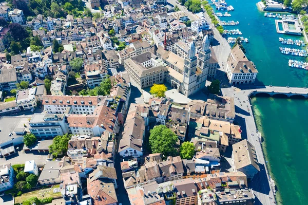 Vue Aérienne Rivière Limmat Des Célèbres Églises Zurich Zurich Est — Photo