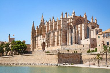 İspanya 'daki Palma de Mallorca şehrinin ana katedrali