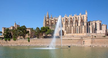 İspanya 'daki Palma de Mallorca şehrinin ana katedrali