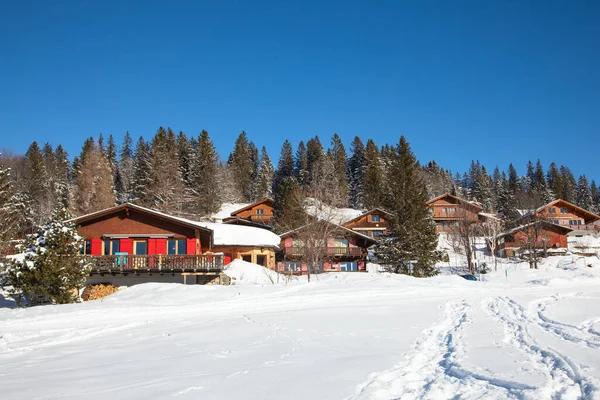 Invierno Los Alpes Suizos Pueblo Arvenbuel Cerca Del Cantón Amden —  Fotos de Stock