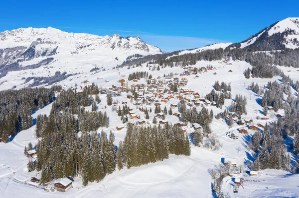 Χειμώνας Στις Ελβετικές Άλπεις Χωριό Arvenbuel Κοντά Στο Amden Καντόνι — Φωτογραφία Αρχείου