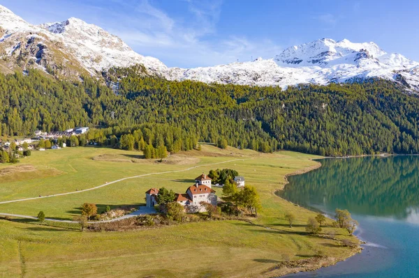 Vinoucí Silnice Průsmyku Maloja Spojující Švýcarsko Itálii — Stock fotografie