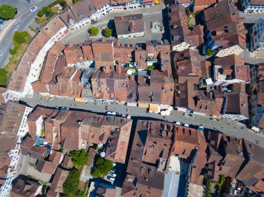 İsviçre, Shaffhausen yakınlarındaki Stein-Am-Rhein ortaçağ şehrinin hava manzarası