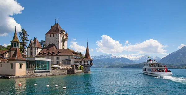 Zamek Oberhofen Koło Thun Szwajcaria — Zdjęcie stockowe