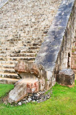 Chichen Itza kalıntıları