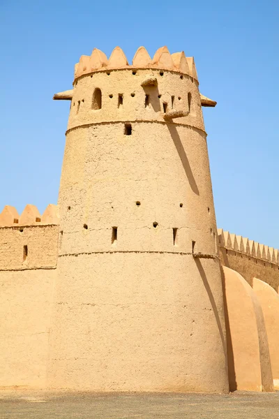 Forte Jahili nell'oasi di Al Ain — Foto Stock