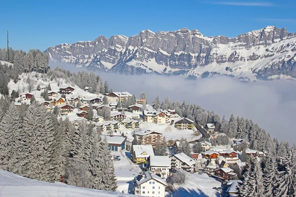 Winter in de Zwitserse Alpen — Stockfoto