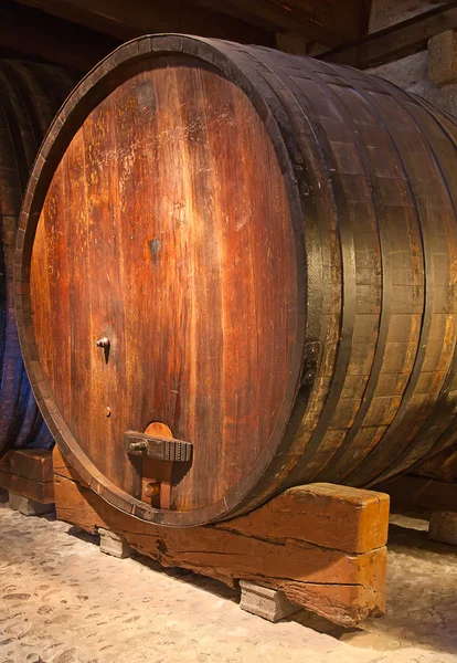 Wooden Wine barrels — Stock Photo, Image