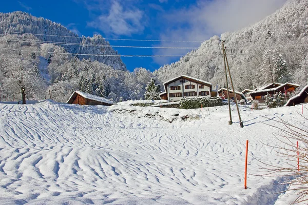 ฤดูหนาวในเทือกเขาแอลป์สวิส — ภาพถ่ายสต็อก