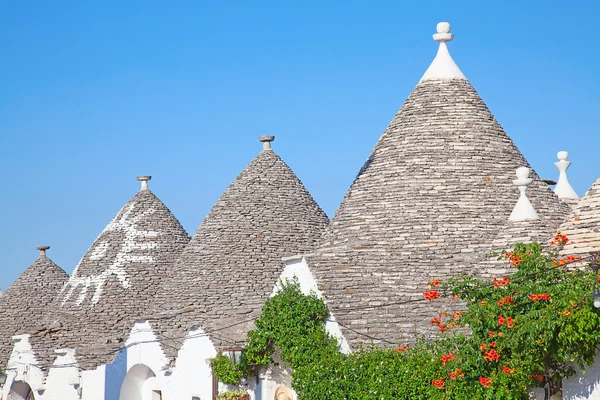 "Trulli-Häuser — Stockfoto