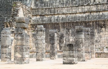 Chichen Itza kalıntıları