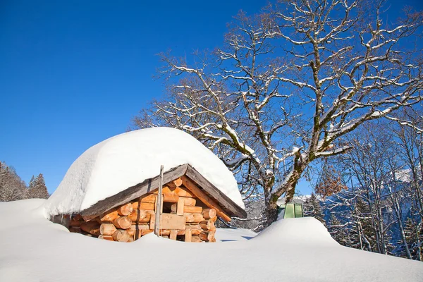 Inverno em alpes suíços — Fotografia de Stock
