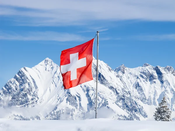 Talvi Alpeilla — kuvapankkivalokuva