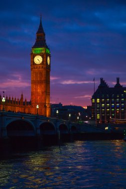 Big ben Saat Kulesi, gece