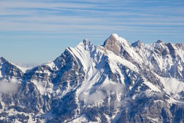 İsviçre Alplerinde kış