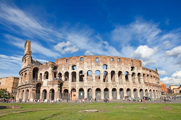 Ruinerna av Colloseum i Rom — Stockfoto