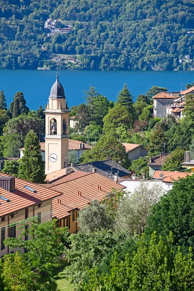 Vista da cidade de Cernobbio — Fotografia de Stock