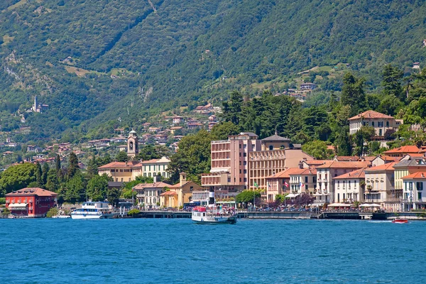 Cernobbio şehrin panoramik görünüm