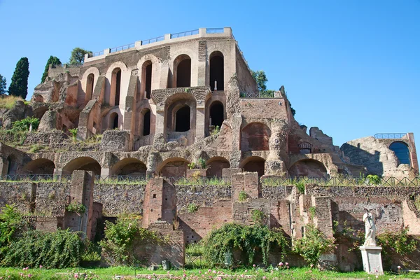 Ruínas do fórum em Roma — Fotografia de Stock