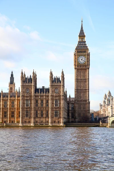 Big Ben ρολόι πύργος στο Λονδίνο — Φωτογραφία Αρχείου