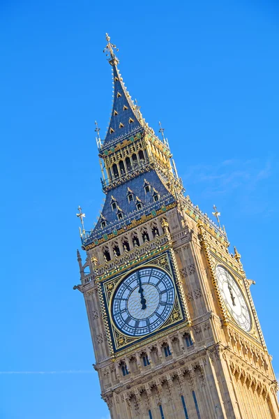 Big Ben wieża zegarowa w Londynie — Zdjęcie stockowe