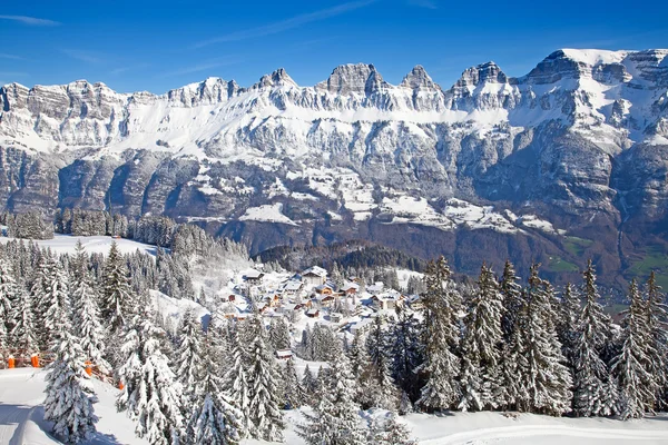 Iarna în Alpii Elvețieni — Fotografie, imagine de stoc