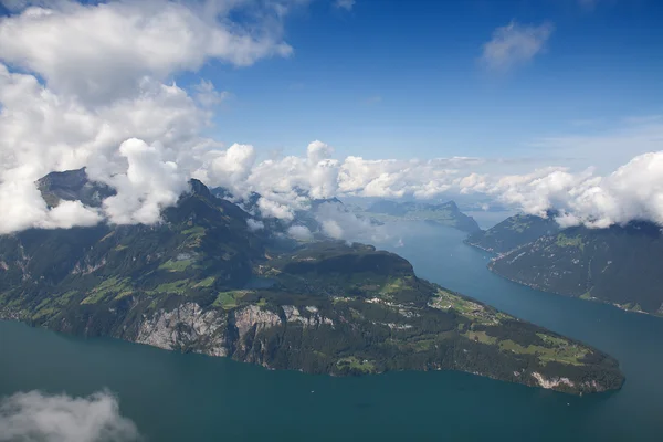 Senderismo en los Alpes suizos —  Fotos de Stock