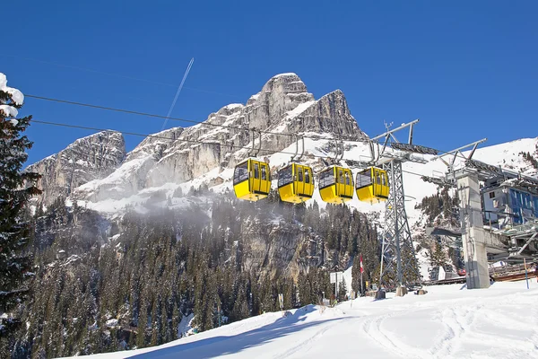 Winter in the Swiss Alps — Stock Photo, Image