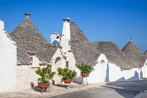 Traditionele "Trulli" huizen — Stockfoto