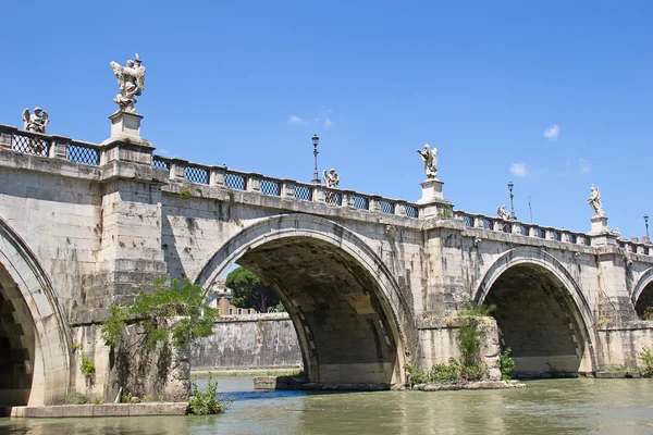 Ponte antiga em Roma — Fotografia de Stock