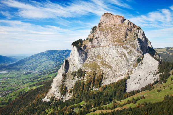 Bellissimo paesaggio autunnale — Foto Stock