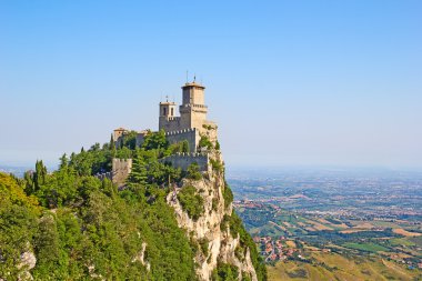 San Marino 'nun antik tahkimatları