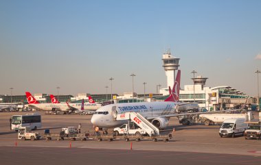 Istanbul Havaalanı, Türkiye'de uçak.