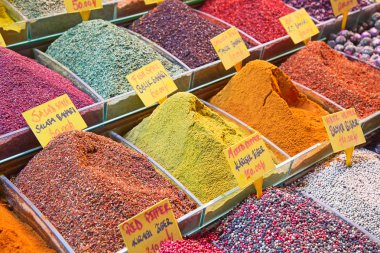 Baharat ve Mısır Çarşısı çay