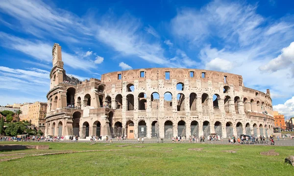 Ruïnes van het Colloseum in Rome — Stockfoto